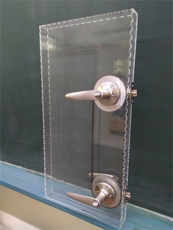 Two-tier Linkage door handle